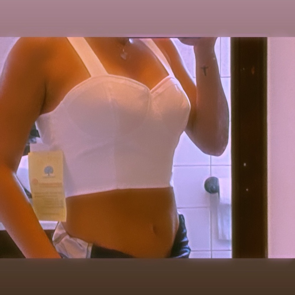 • all white crop top with zipper in the back